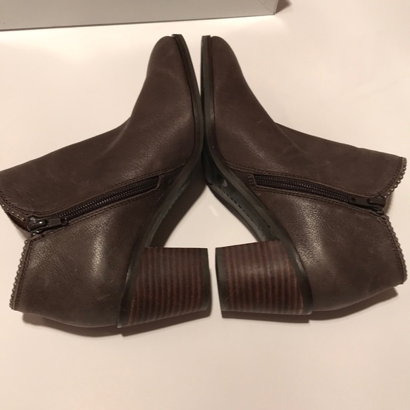 NWT LUCKY BRAND PINCAH2 boots periscope grey 6 - Picture 4 of 9